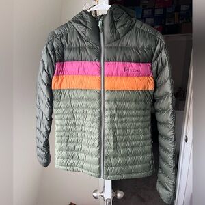 Fuego Hooded Down Jacket in color Woods/Fatigue Woman’s Small